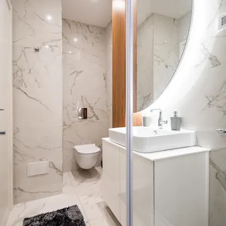 West 21 Tower Apartment Belgrade